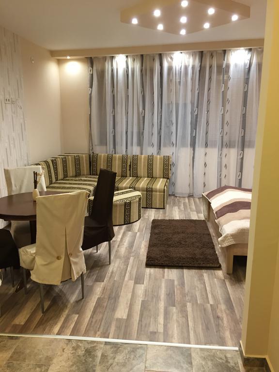 Solaris-Szeged Apartman Appartement Buitenkant foto