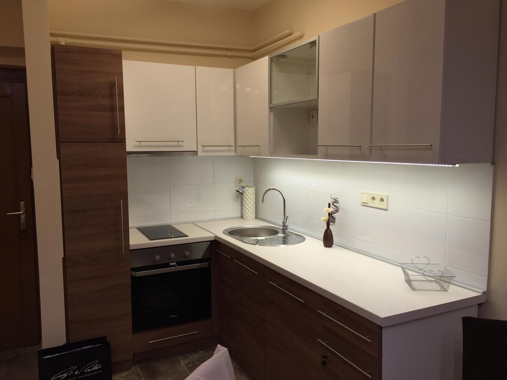 Solaris-Szeged Apartman Appartement Buitenkant foto