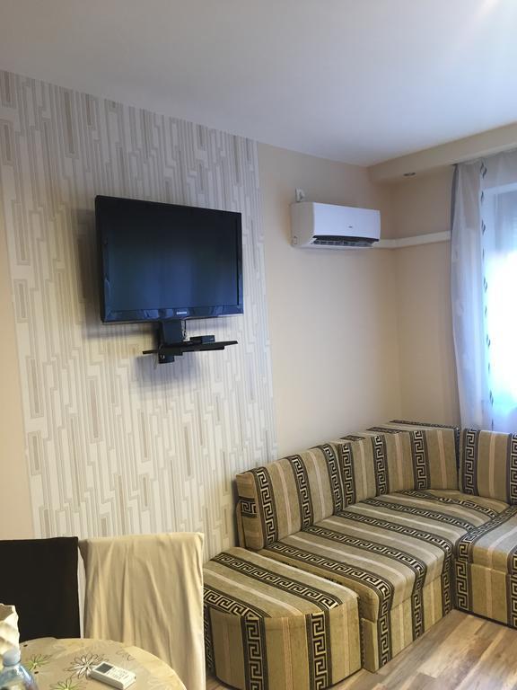 Solaris-Szeged Apartman Appartement Buitenkant foto